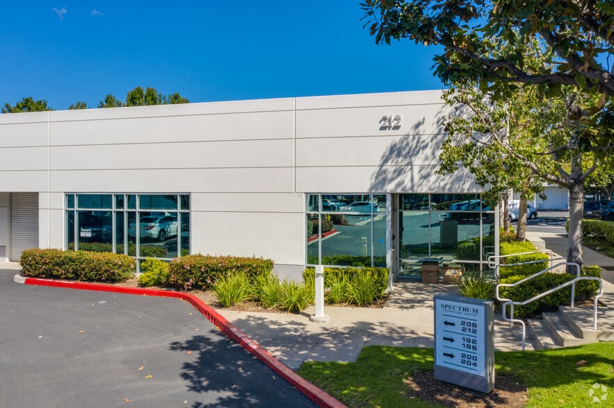 212 Technology Dr, Irvine, CA for lease - Building Photo - Image 3 of 10
