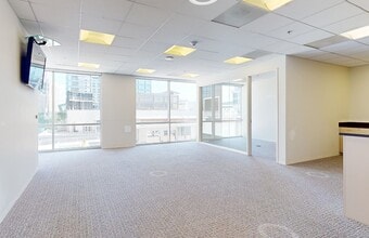 210 E Trade St, Charlotte, NC for lease Matterport 3D Scan- Image 1 of 4
