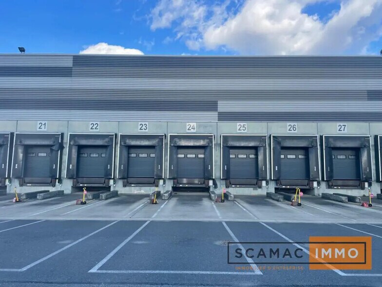 Industrial in Bonneuil-sur-Marne for lease - Building Photo - Image 3 of 8