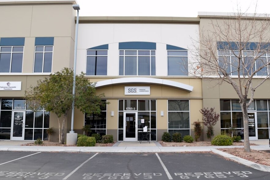 6765 S Eastern Ave, Las Vegas, NV for lease - Building Photo - Image 1 of 7