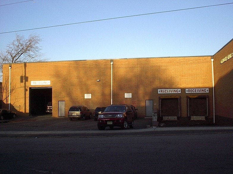 239 6th Ave, Paterson, NJ for lease - Building Photo - Image 2 of 5