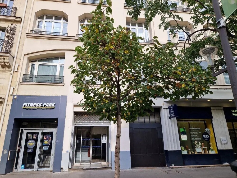 5 Avenue De La République, Paris for lease Building Photo- Image 1 of 21