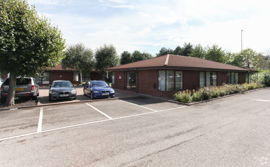 Ash Ridge Rd, Bristol for lease - Primary Photo - Image 1 of 5