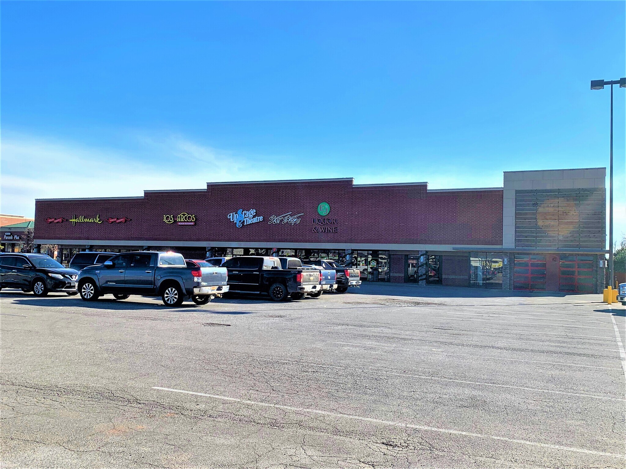 832-848 W Danforth Rd, Edmond, OK for lease Building Photo- Image 1 of 7