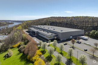 20 Constitution Blvd S, Shelton CT - Warehouse