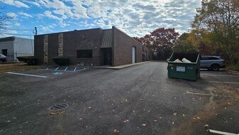 8,000sf total - Warehouse