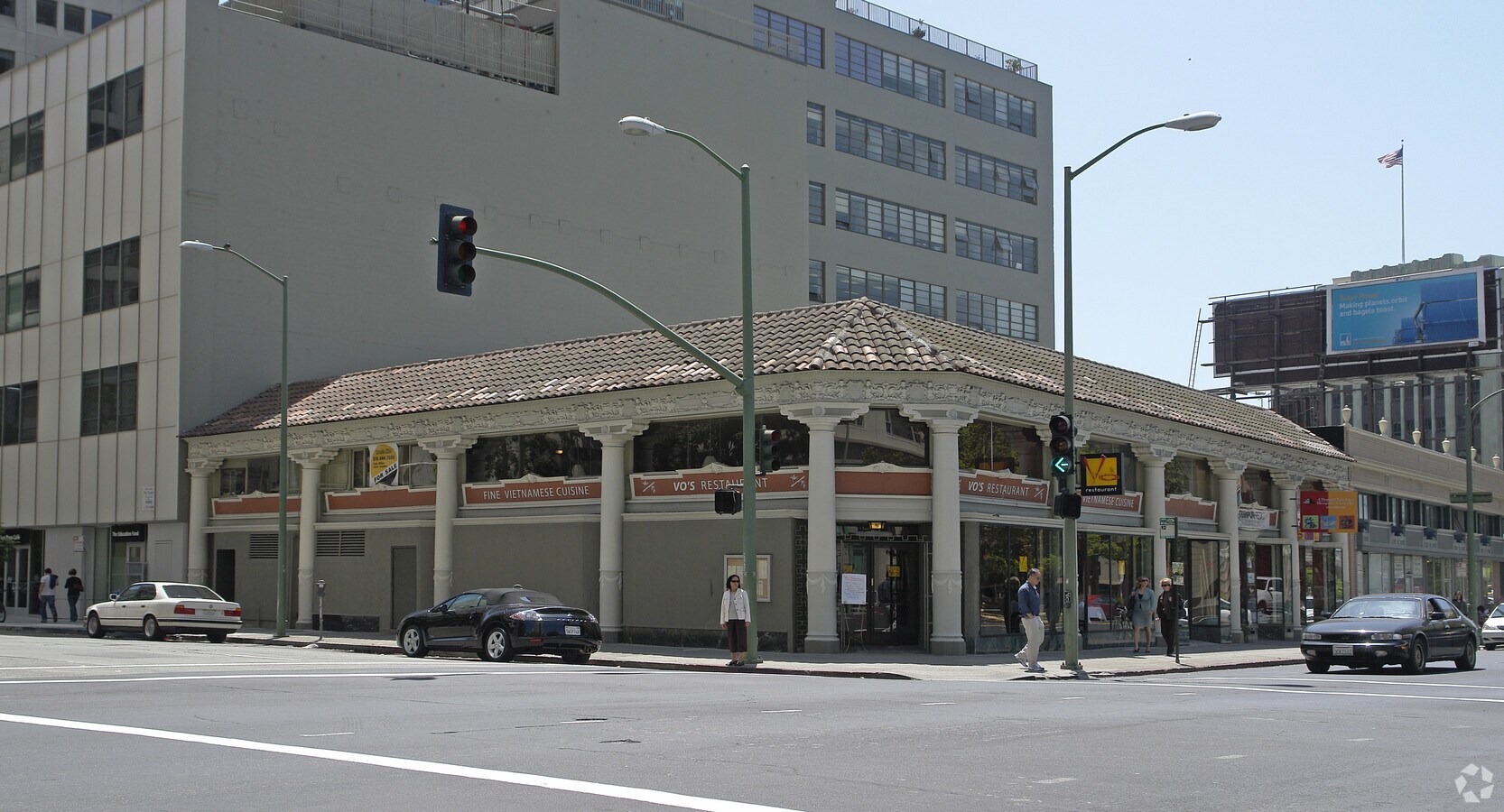 4359 Grand Ave, Oakland, CA 94612