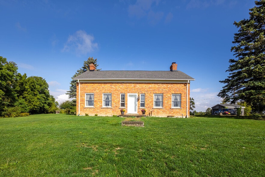 2432 Seburn Rd, Thorold, ON for sale - Building Photo - Image 3 of 22