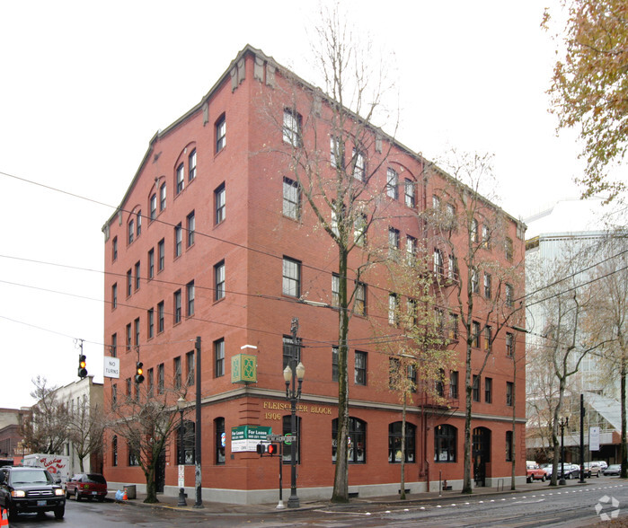 115 NW First Ave, Portland, OR for lease - Building Photo - Image 2 of 9