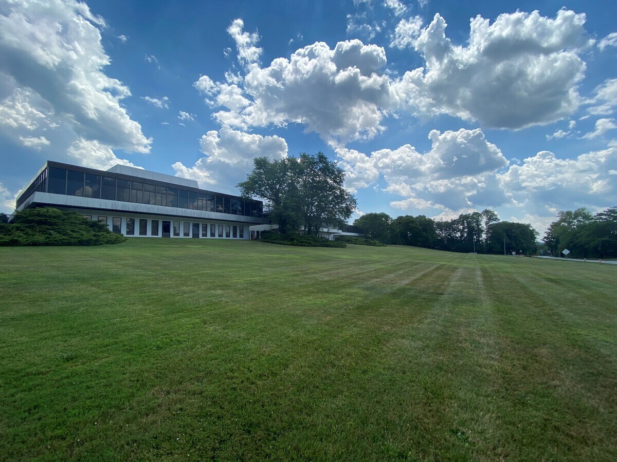 View Photo