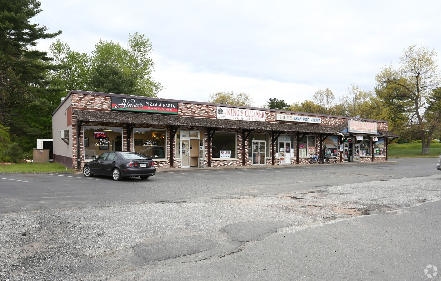 280286 Southampton Rd, Westfield, MA 01085 Retail for Lease