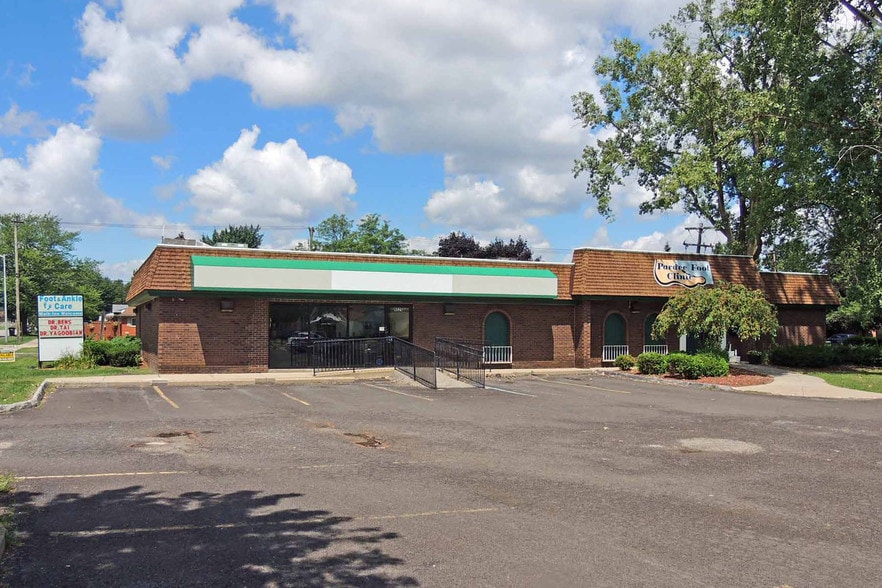 90259029 Pardee Rd, Taylor, MI 48180