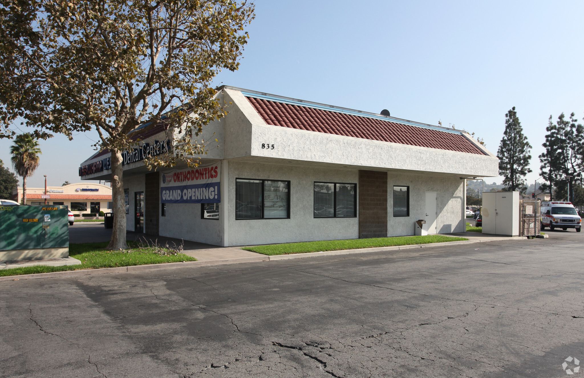 755-899 N Hacienda Blvd, La Puente, CA 91744 - Hacienda Plaza | LoopNet.com