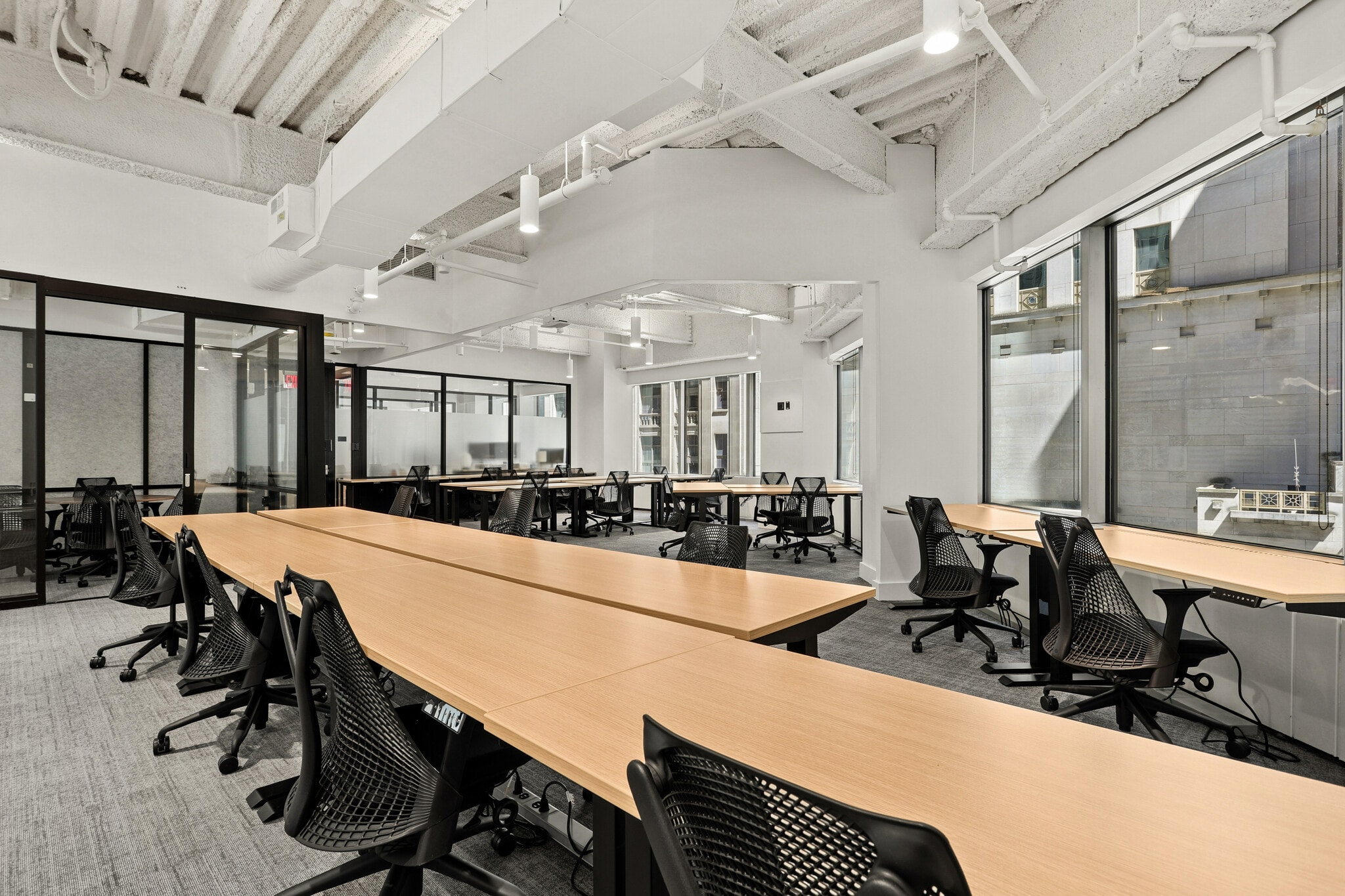 12 E 49th St, New York, NY for lease Interior Photo- Image 1 of 6