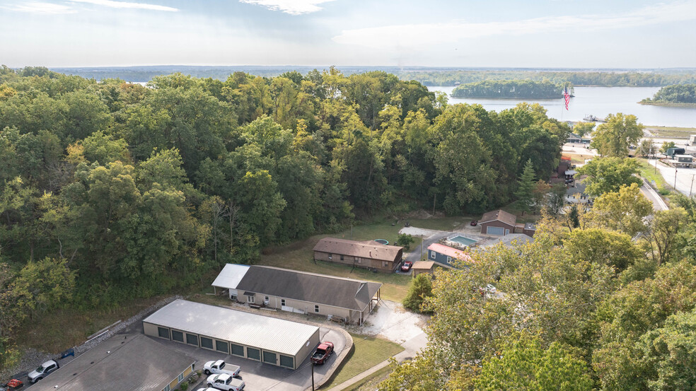 309 N Market St, Grafton, IL for sale - Primary Photo - Image 1 of 23