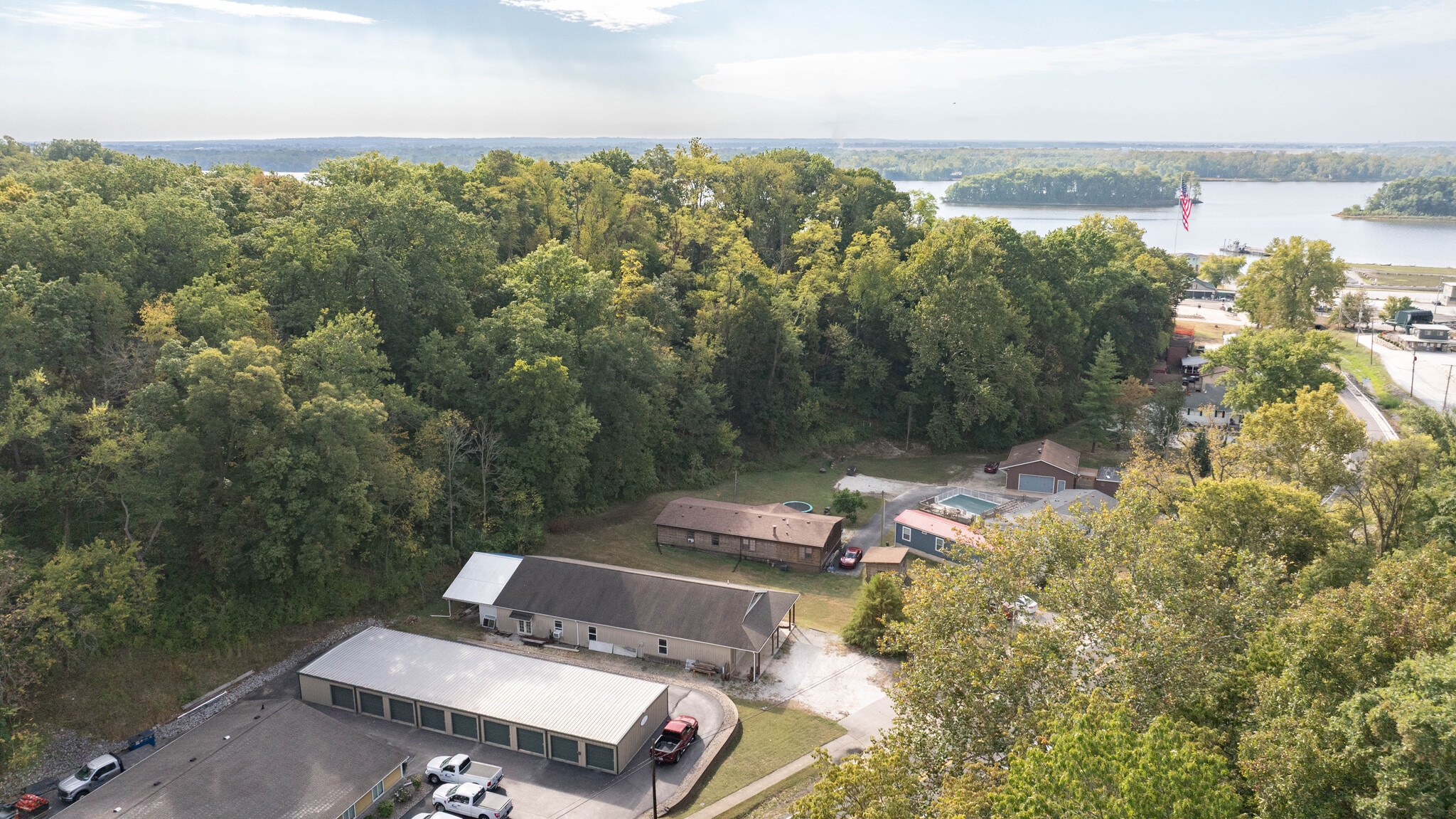 309 N Market St, Grafton, IL for sale Primary Photo- Image 1 of 24