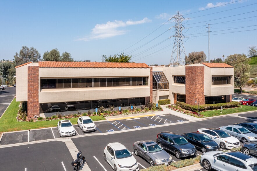 27285 Las Ramblas, Mission Viejo, CA for lease - Building Photo - Image 1 of 4