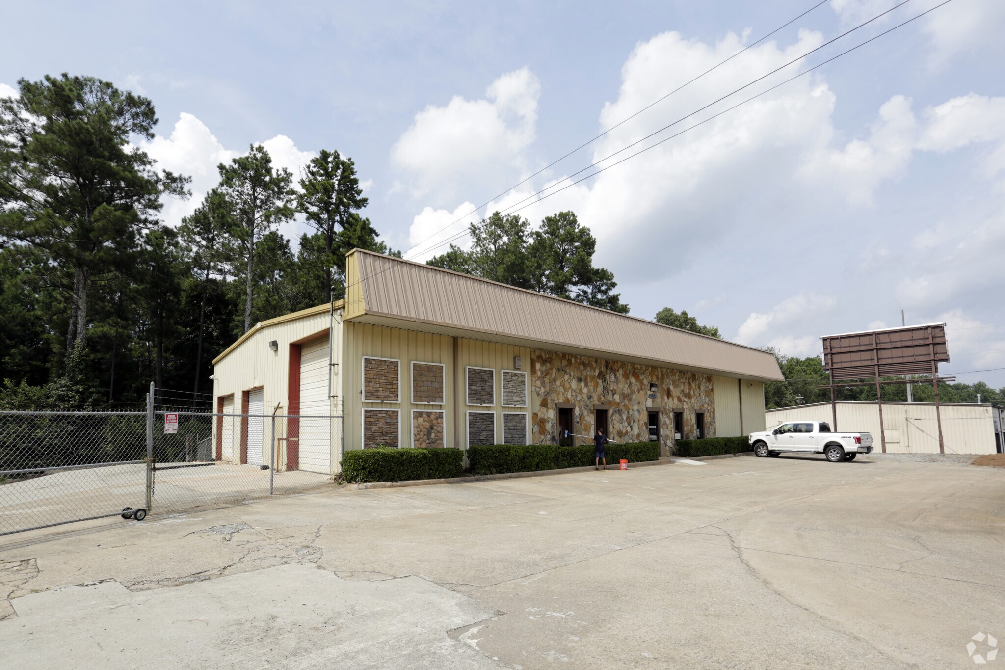 1865 Buford Hwy, Duluth, GA for sale Primary Photo- Image 1 of 1