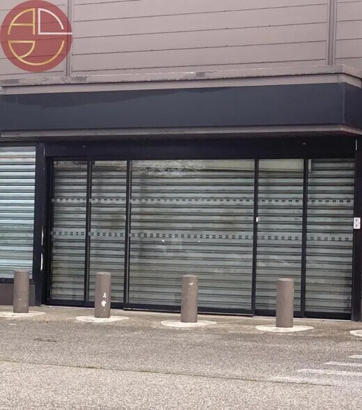 Retail in Portet-sur-Garonne for sale - Building Photo - Image 3 of 3