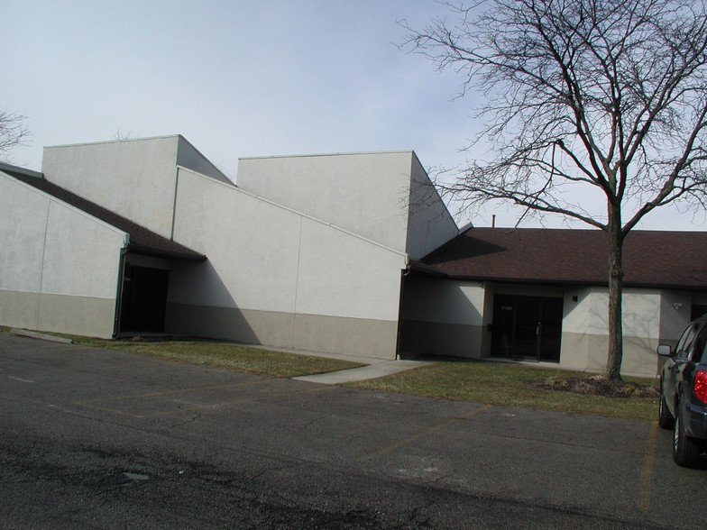 2700 Sawbury Blvd, Columbus, OH for lease - Building Photo - Image 3 of 4