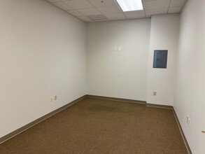 4290 Professional Center Dr, Palm Beach Gardens, FL for lease Interior Photo- Image 2 of 8