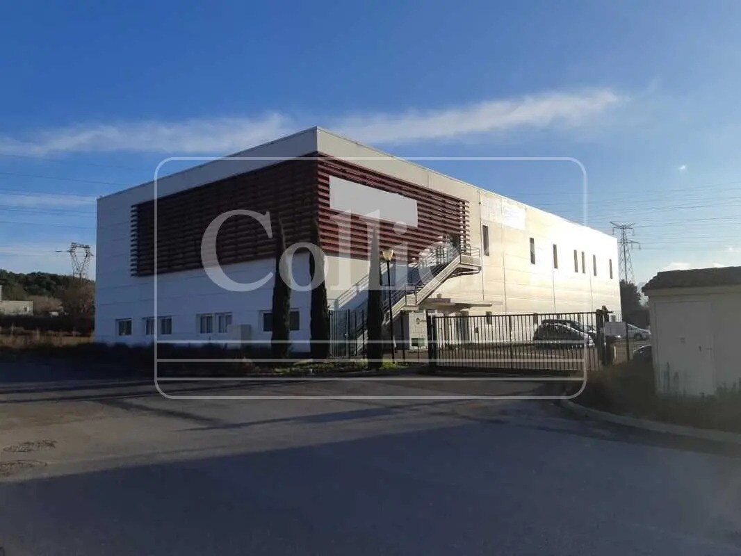 Office in Gardanne for lease Building Photo- Image 1 of 16