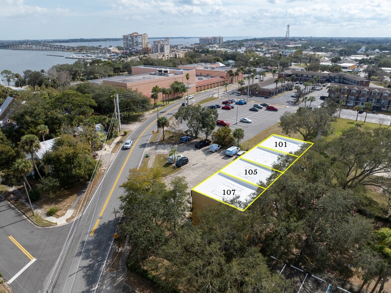 461 Forrest Ave, Cocoa, FL for lease - Building Photo - Image 2 of 84