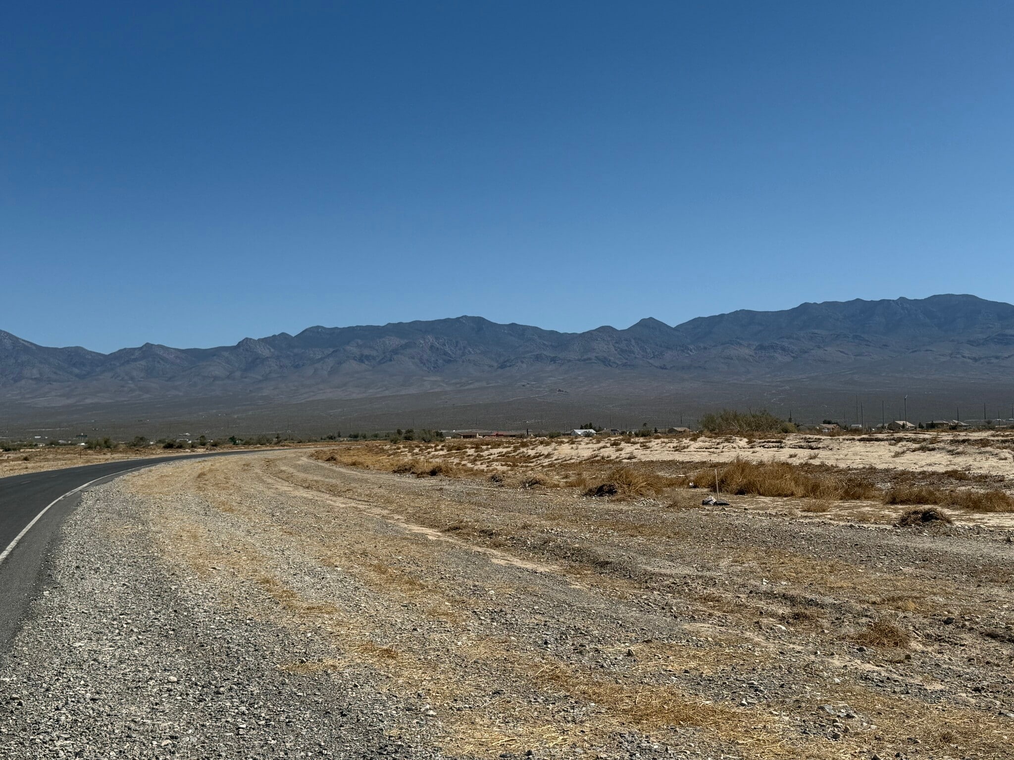 5721 Leslie st, Pahrump, NV for sale Primary Photo- Image 1 of 11