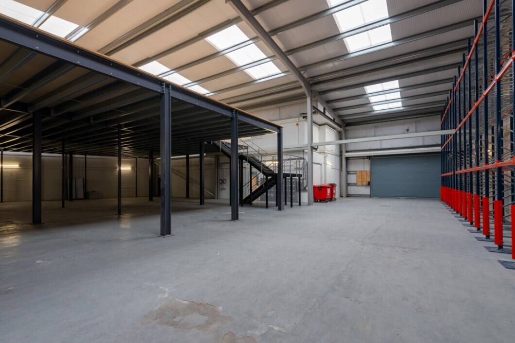 18 Progress Way, Croydon, LND CR0 4XD Industrial for Lease