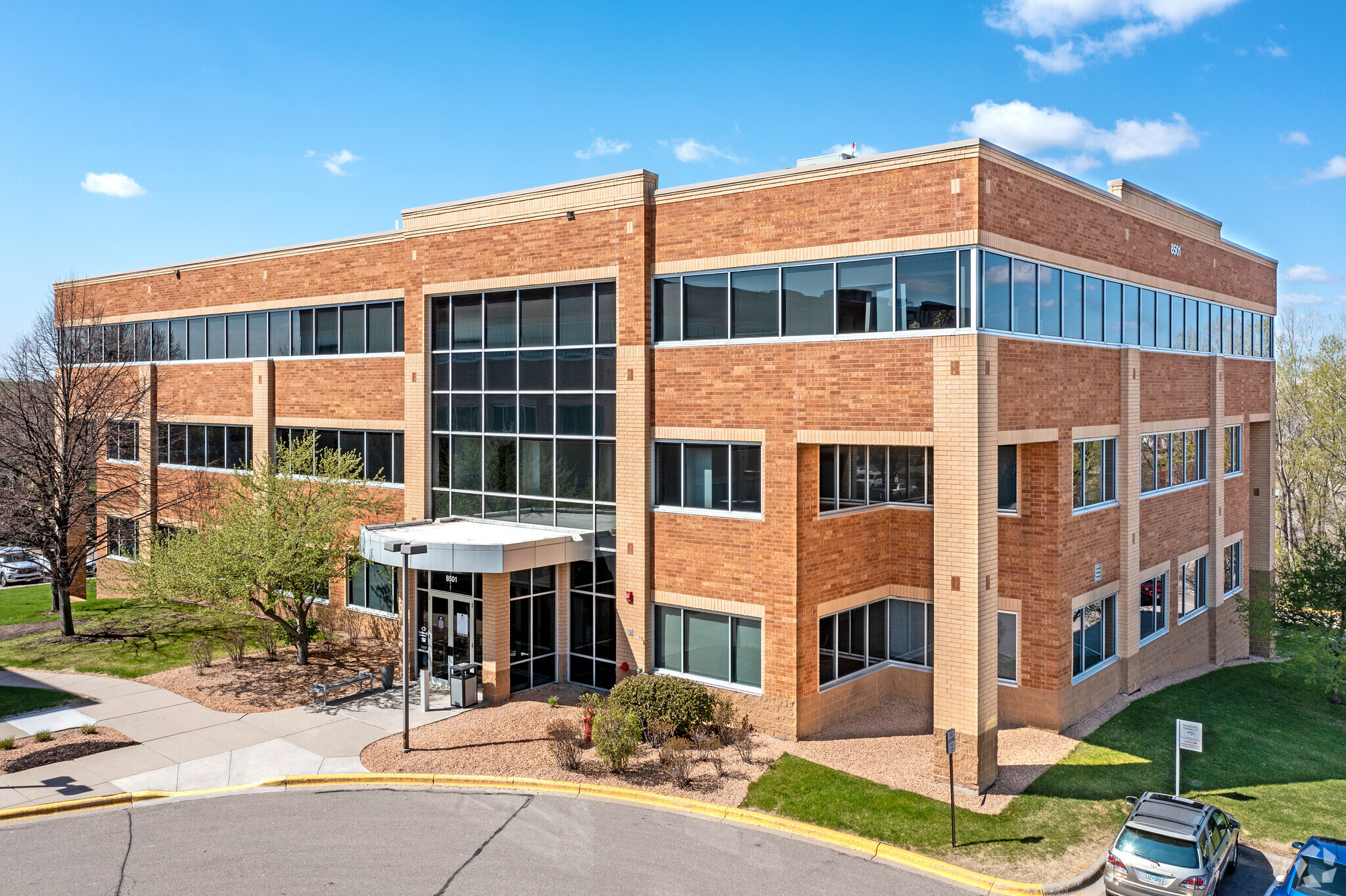 8501 Golden Valley Rd, Golden Valley, MN for sale Building Photo- Image 1 of 1