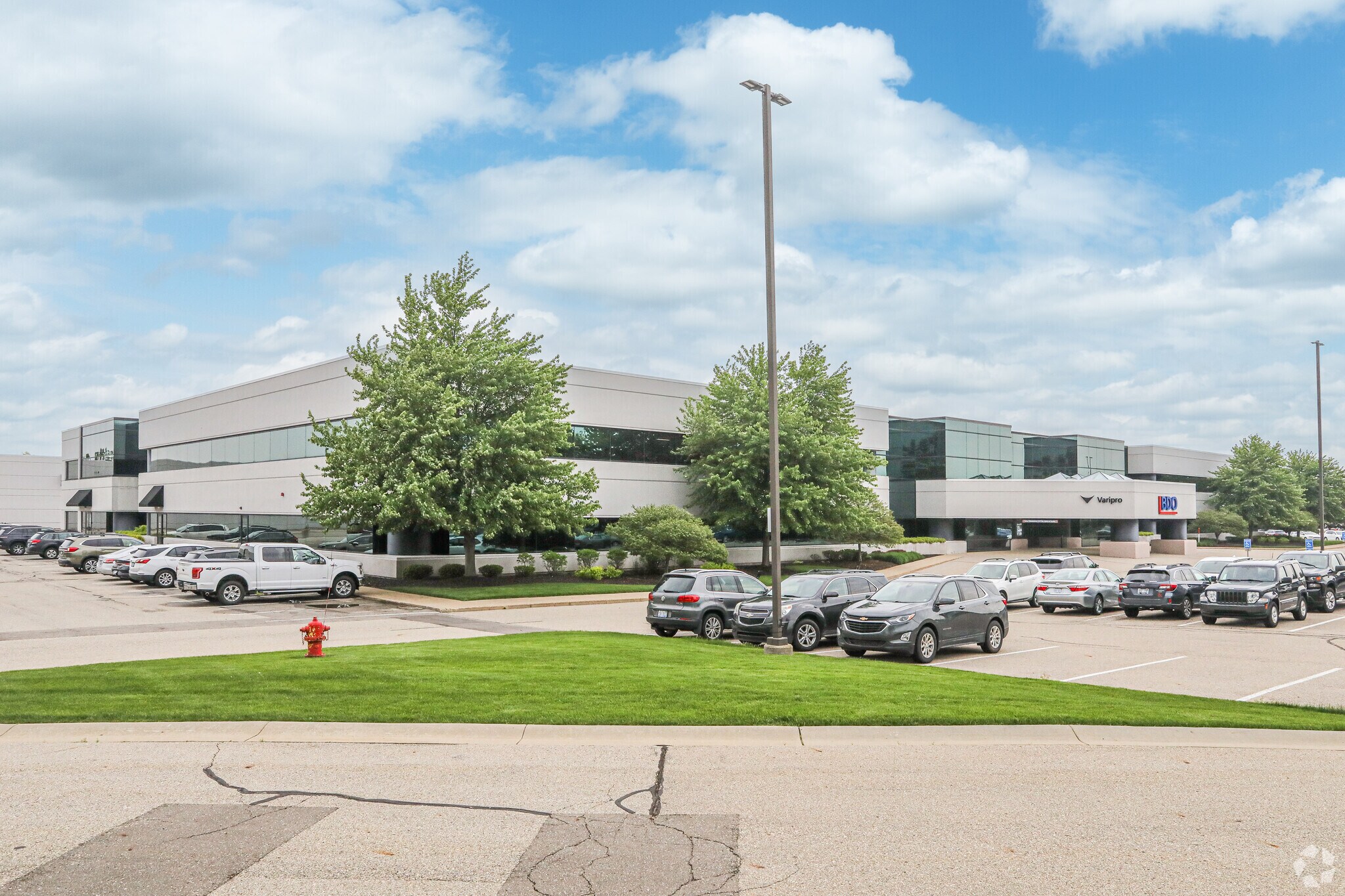 5300 Patterson Ave SE, Grand Rapids, MI for lease Building Photo- Image 1 of 12