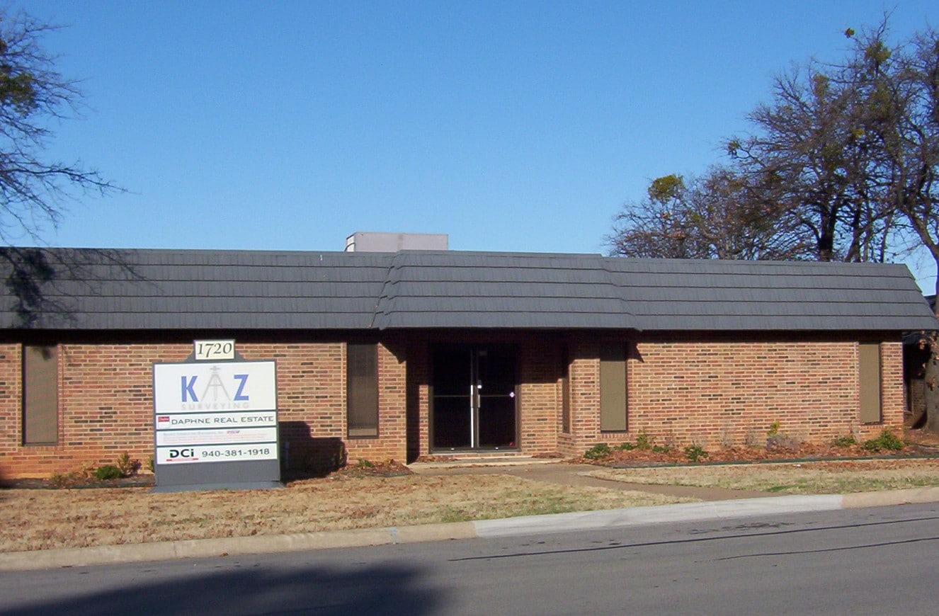 1720 Westminster St, Denton, TX for lease Primary Photo- Image 1 of 5