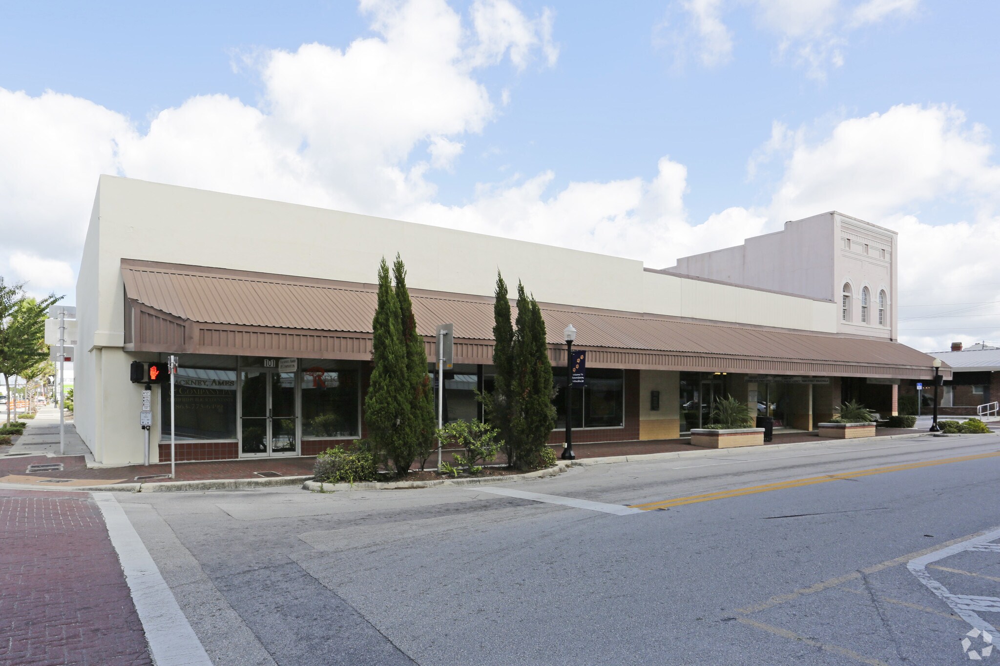 101-104 E Main St, Wauchula, FL for sale Primary Photo- Image 1 of 1