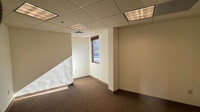 56 Edwards Village Blvd, Edwards, CO for lease Interior Photo- Image 1 of 5