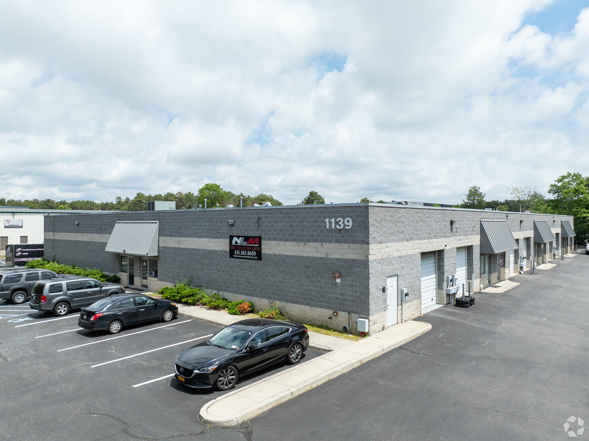 1139 Station Rd, Medford, NY for sale Primary Photo- Image 1 of 1