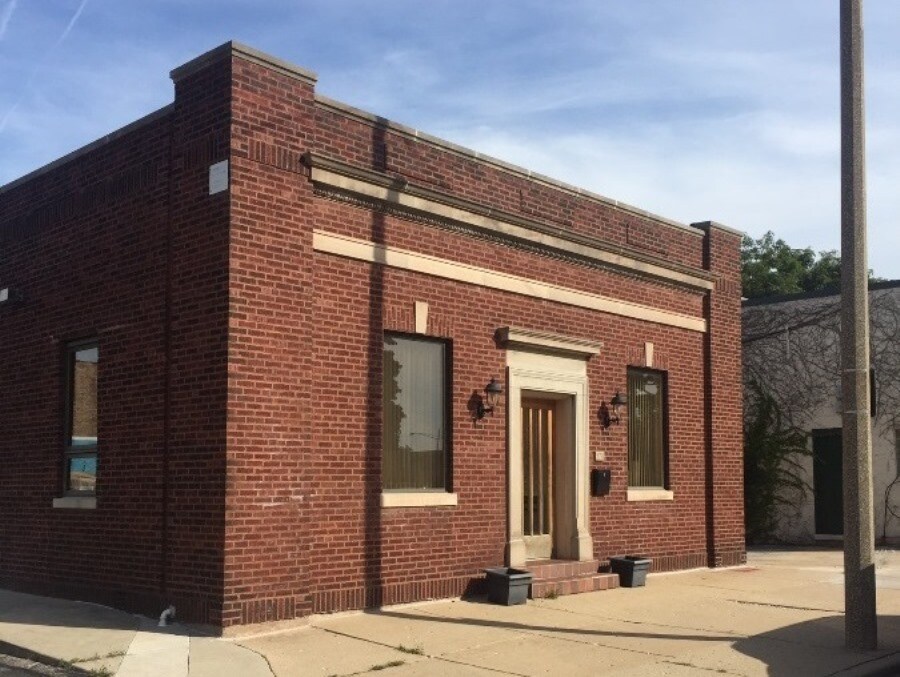 5711 8th Ave, Kenosha, WI for sale Primary Photo- Image 1 of 1