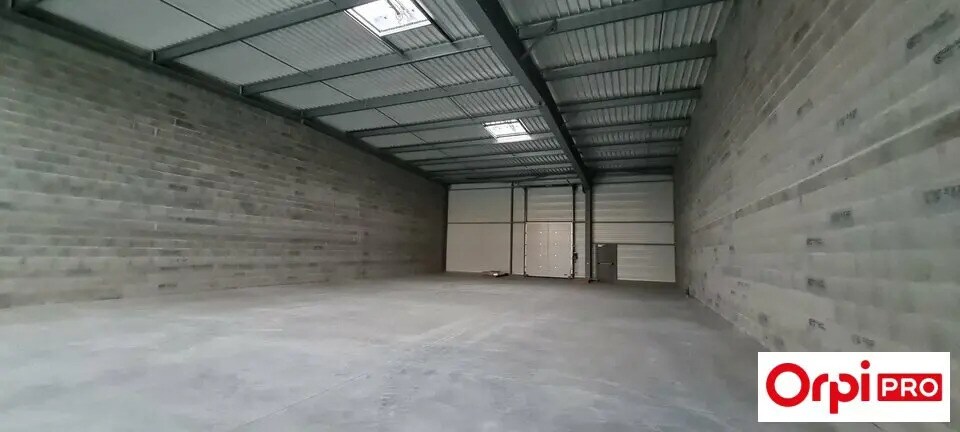 Flex in Saint-Brieuc for lease - Interior Photo - Image 2 of 6