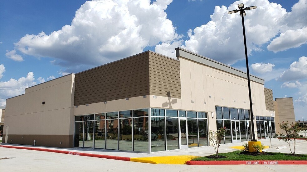 Colonial Pky & Grand Cir, Katy, TX for lease - Building Photo - Image 2 of 16