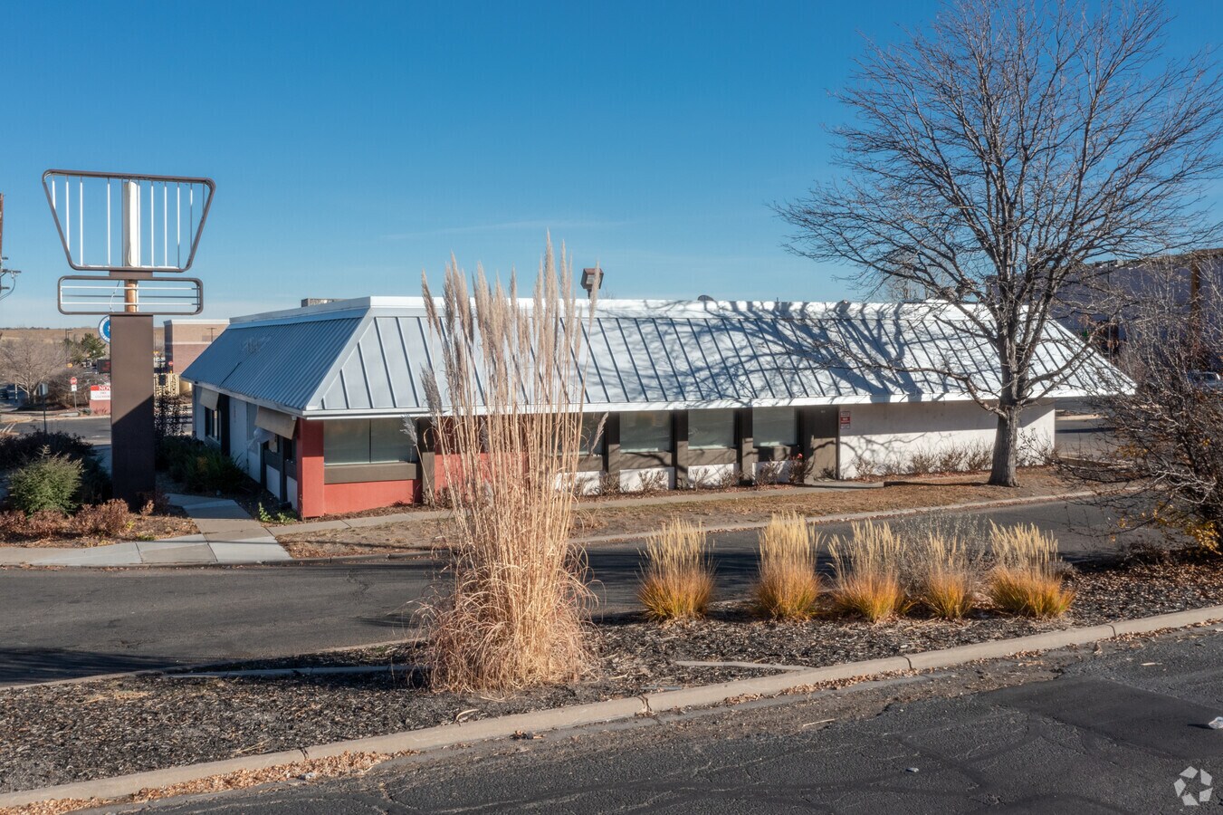 9050 E Hampden Ave, Denver, CO 80231