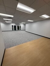 2100 Powers Ferry Rd SE, Atlanta, GA for lease Interior Photo- Image 1 of 8