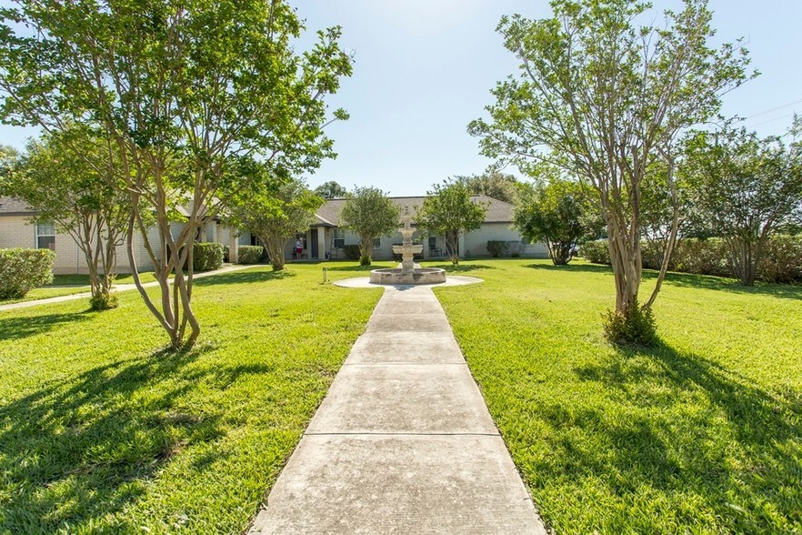5621 Walzem Rd, San Antonio, TX for sale - Primary Photo - Image 1 of 1
