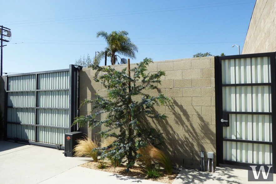 5142-5148 W Jefferson Blvd, Los Angeles, CA for lease - Building Photo - Image 3 of 10