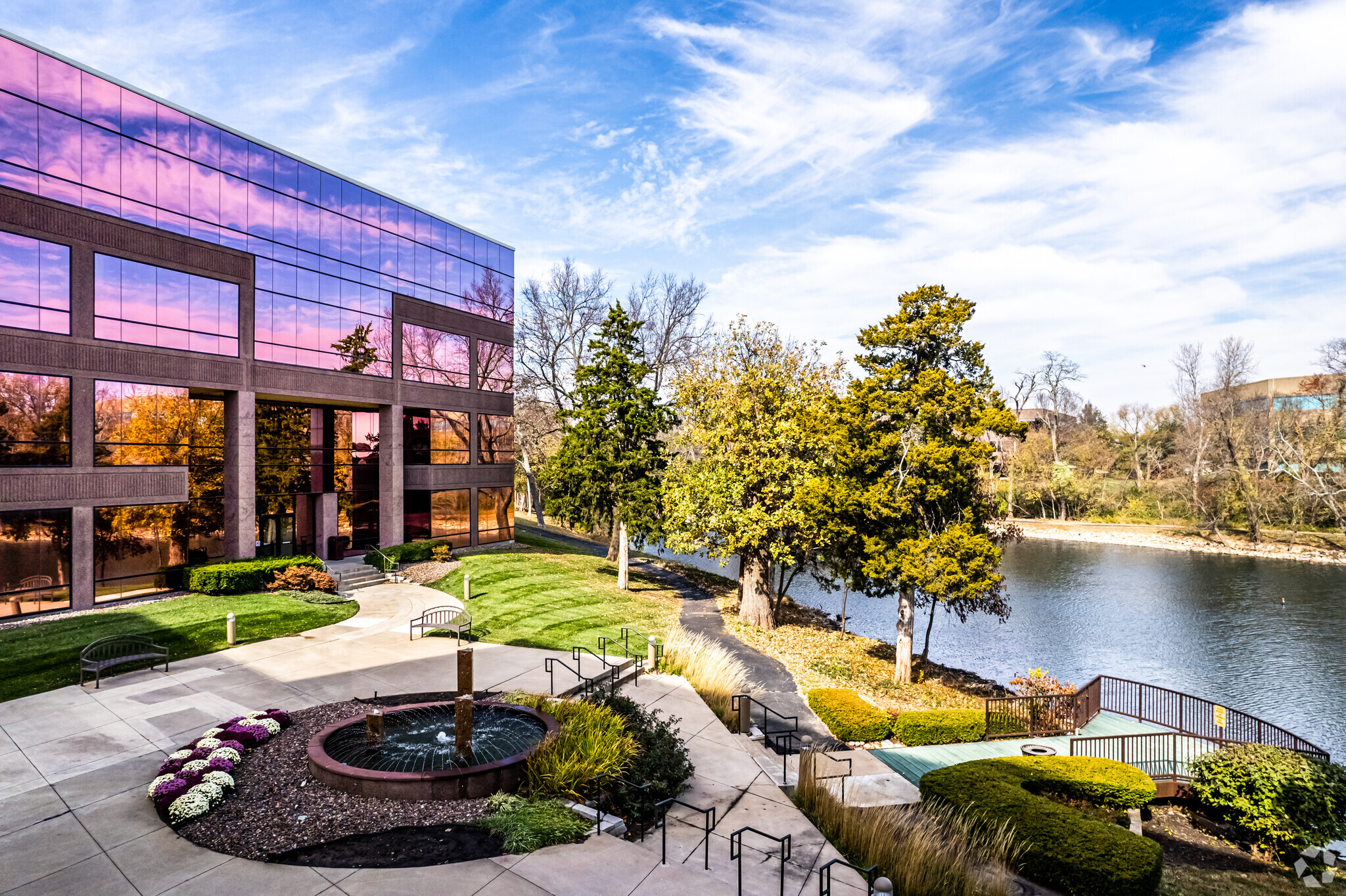 12980 Metcalf Ave, Overland Park, KS for lease Building Photo- Image 1 of 67