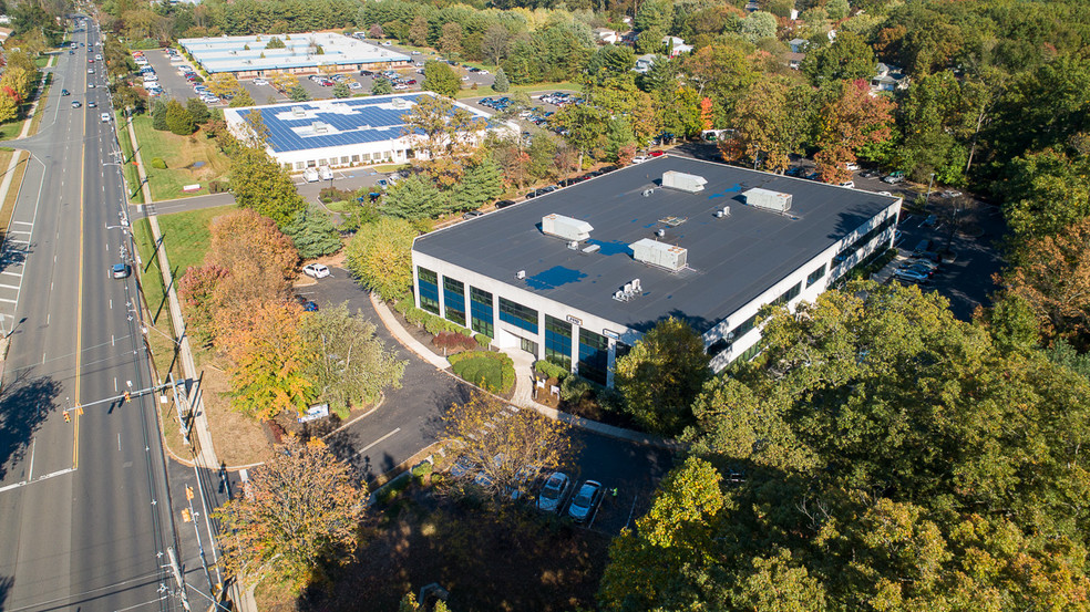 3575 Quakerbridge Rd, Hamilton, NJ for lease - Building Photo - Image 1 of 3