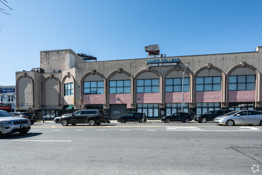 946-956 Kings Hwy, Brooklyn, NY for lease - Building Photo - Image 3 of 5