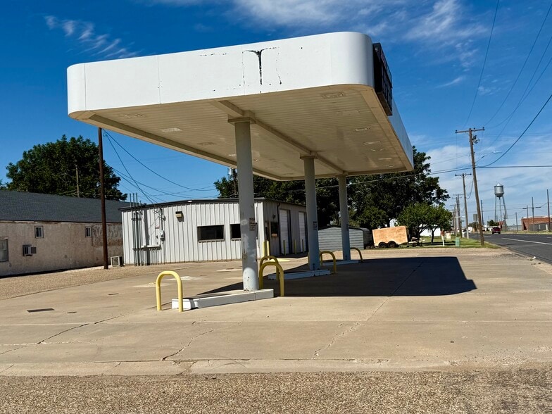 305 N 9th St, Slaton, TX for sale - Building Photo - Image 1 of 10