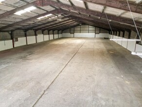 Michelgrove Ln, Worthing for lease Interior Photo- Image 1 of 1