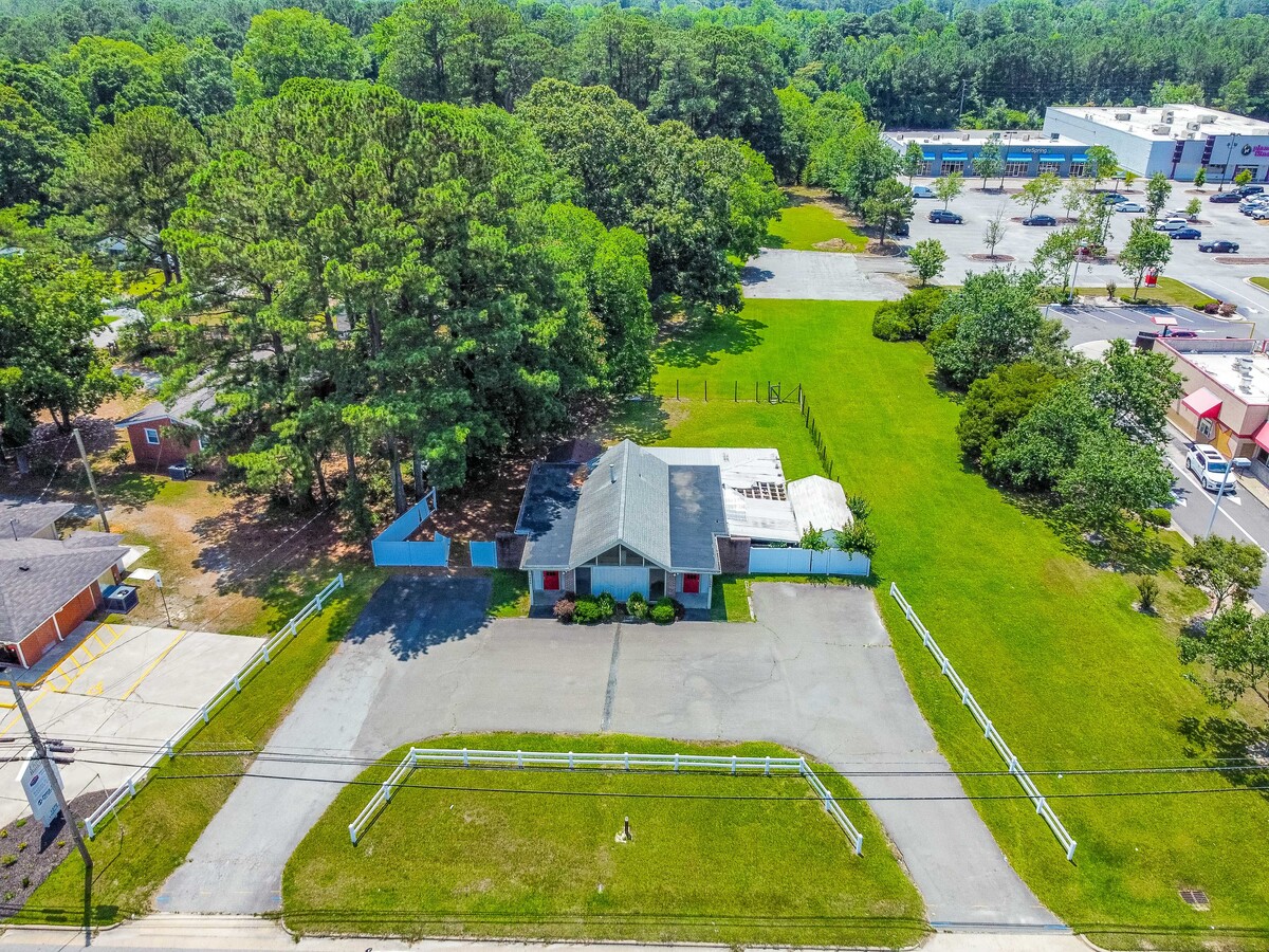 1266 N Brightleaf Blvd, Smithfield, NC 27577