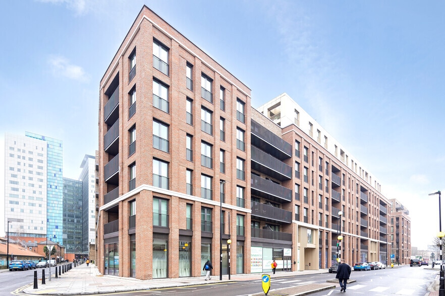 Red Lion Row, London for sale - Primary Photo - Image 1 of 1