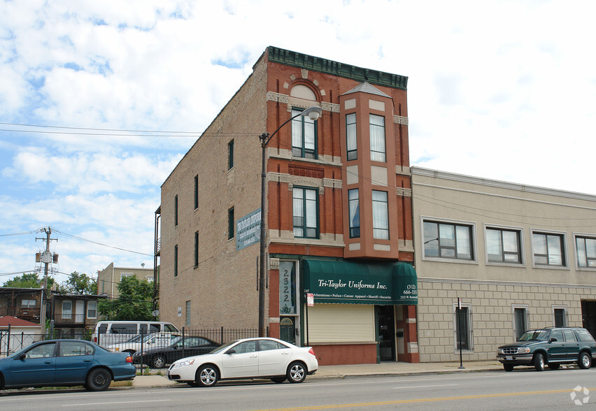 2322 W Roosevelt Rd, Chicago, IL for sale - Primary Photo - Image 1 of 1